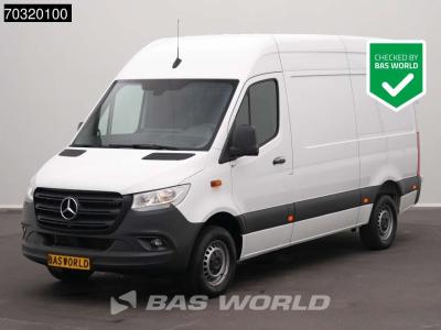 Mercedes-Benz Sprinter 317 CDI Automaat 2025 Model 170PK Navi Airco Cruise Camera MBUX CarPlay Parkeersensoren v+ in vendita da BAS World B.V.