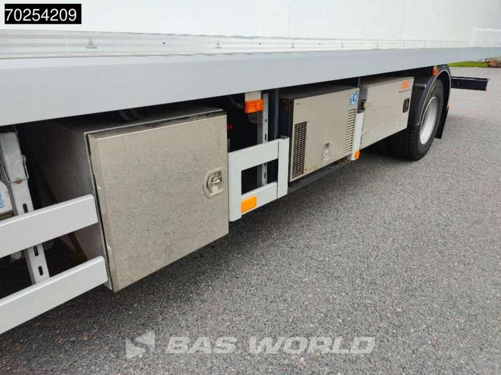 Volvo FL 250 4X2 Like NEW! Exhibition truck EURO 6 Foto 10