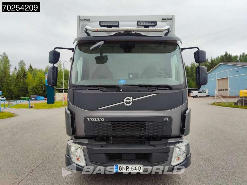 Volvo FL 250 4X2 Like NEW! Exhibition truck EURO 6 Foto 2