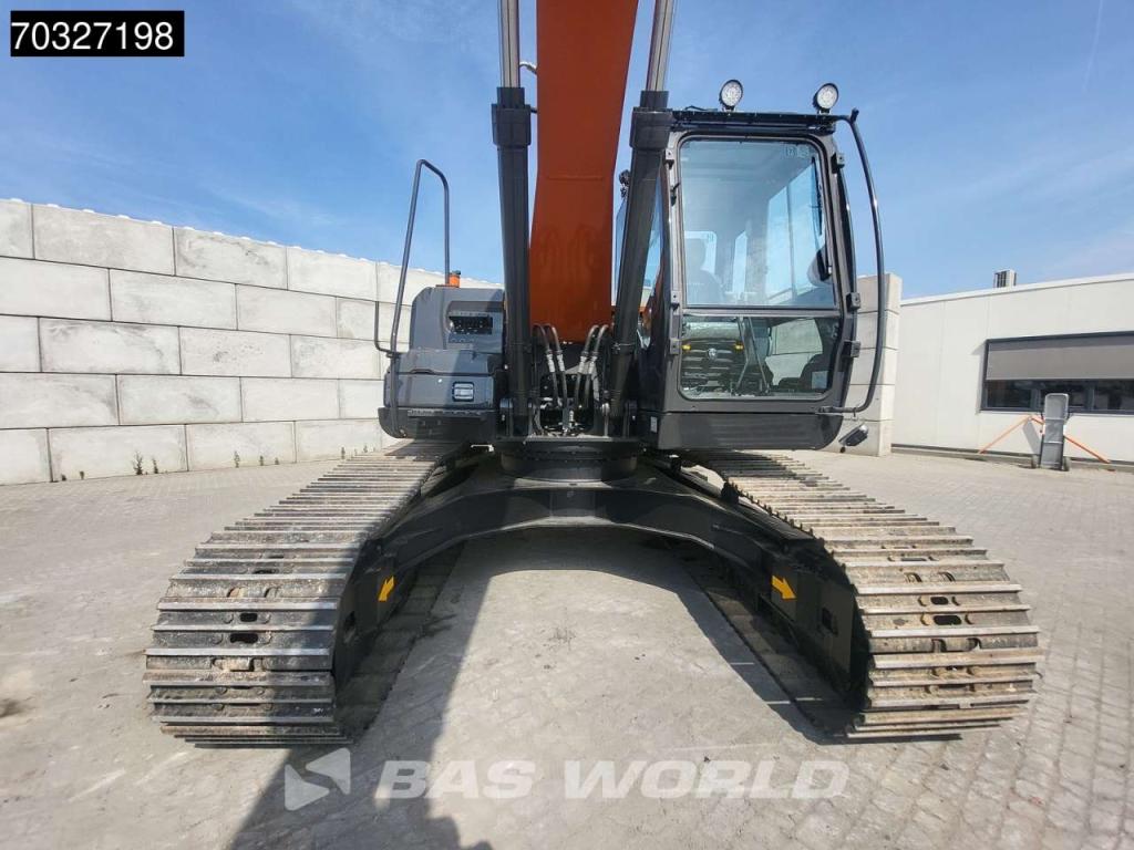 Hitachi ZX220 LC-5G ISUZU ENGINE Foto 22