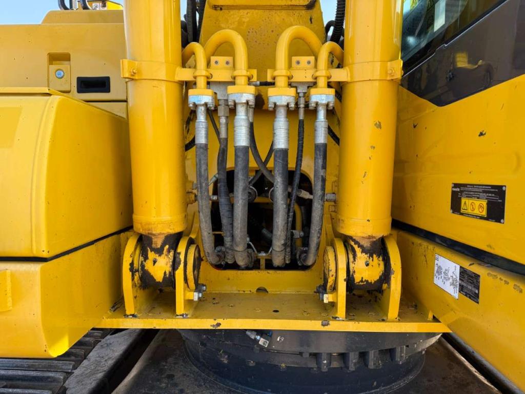 Komatsu PC210 NLC-11 Foto 12