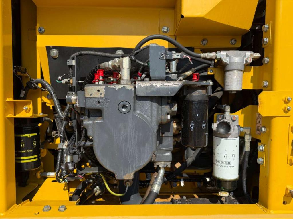 Komatsu PC210 NLC-11 Foto 14