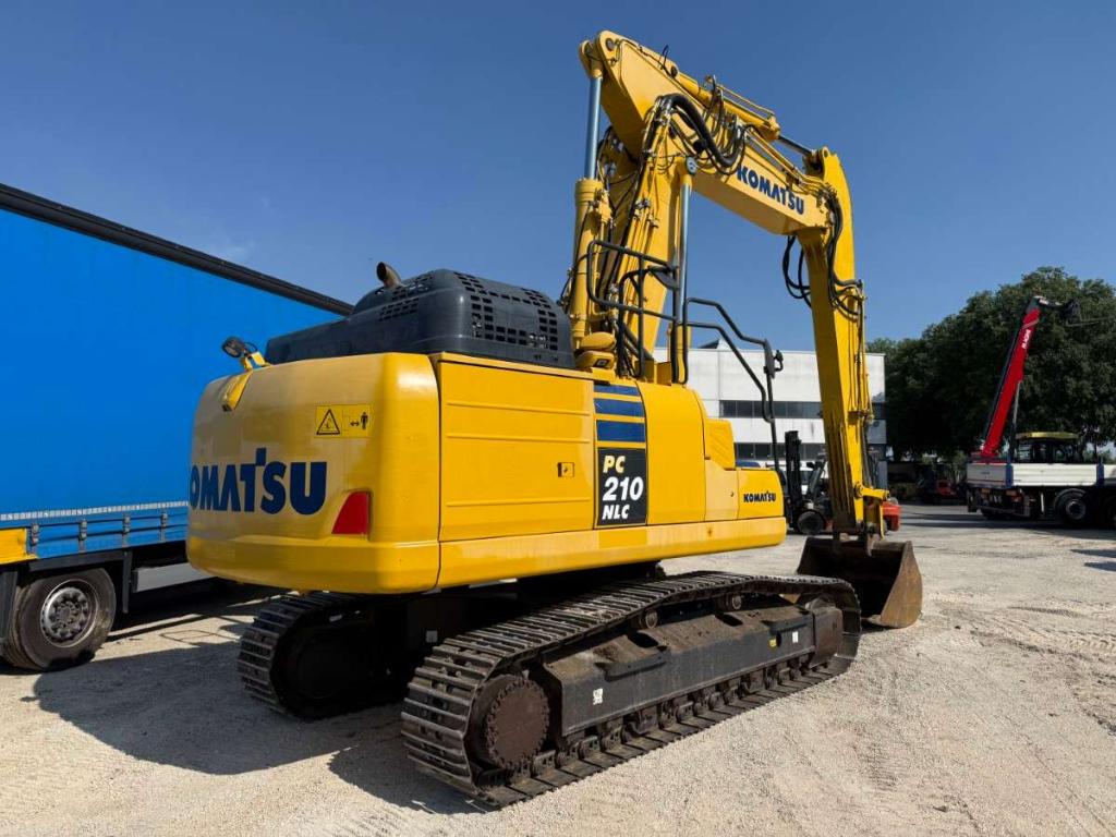 Komatsu PC210 NLC-11 Foto 5