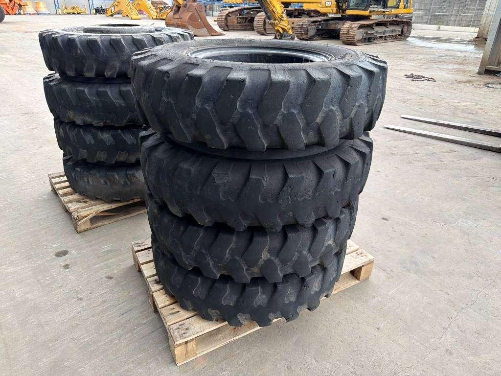Pneumatico per Mitas 1000 x 20 Set / 10.00 x 20: 4x2 Tyres / 1000-20 Foto 8