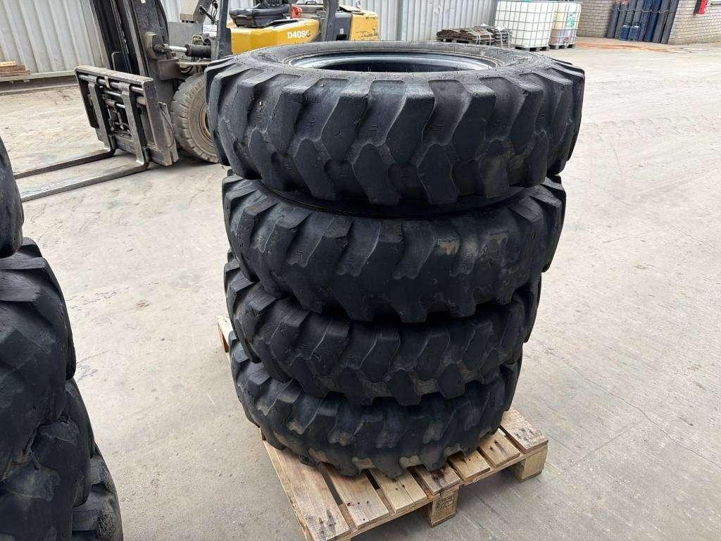 Pneumatico per Mitas 1000 x 20 Set / 10.00 x 20: 4x2 Tyres / 1000-20 Foto 9