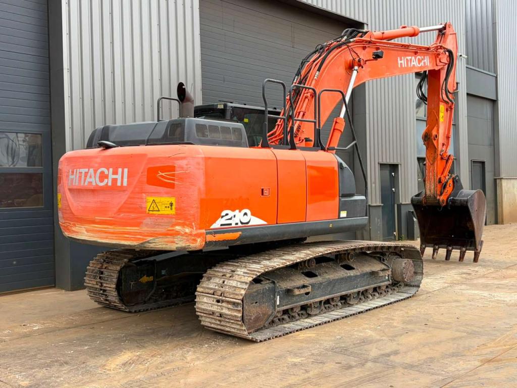 Hitachi ZX210-6 Foto 8