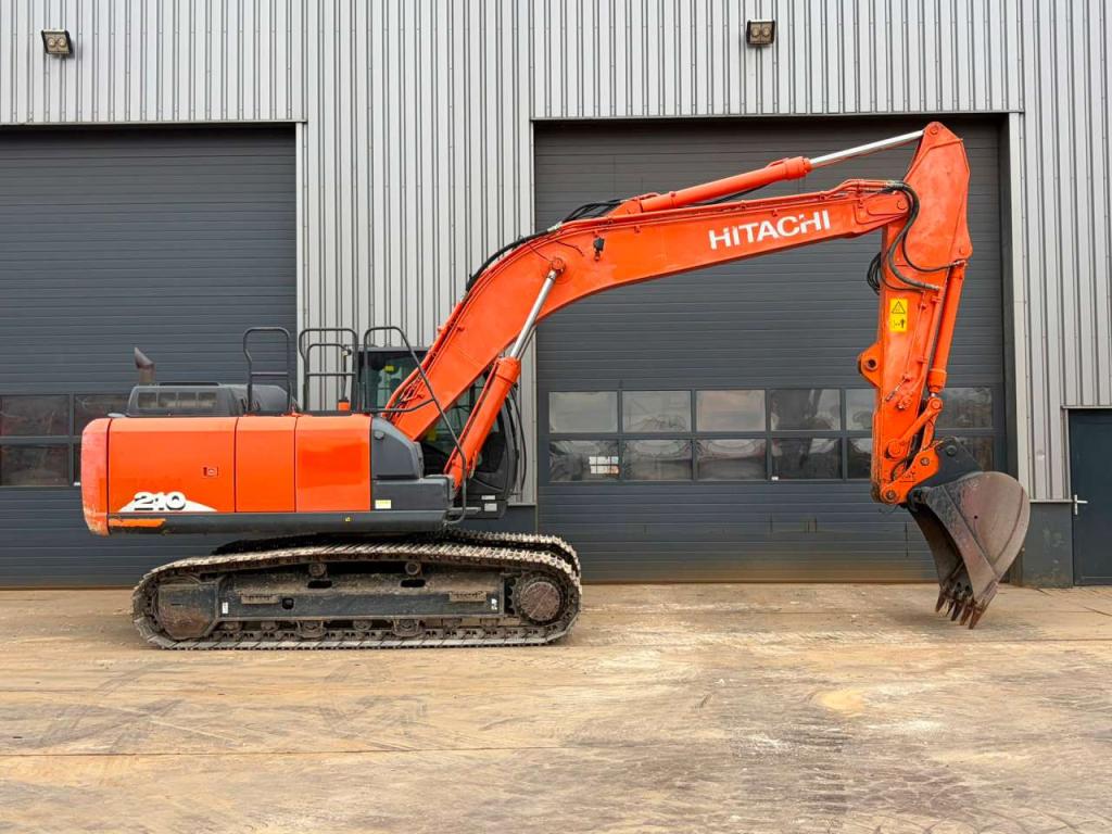 Hitachi ZX210-6 Foto 9