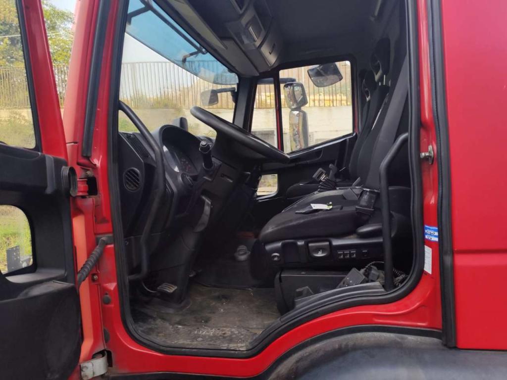 Iveco EUROCARGO 120-250 Foto 11