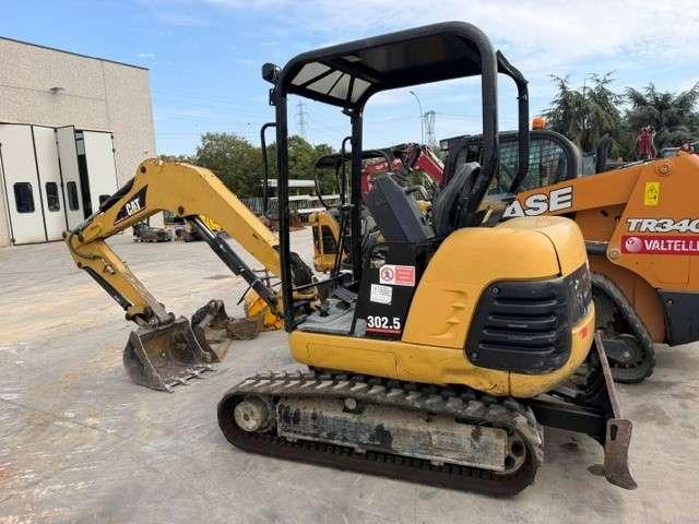 Caterpillar 302.5 Foto 1