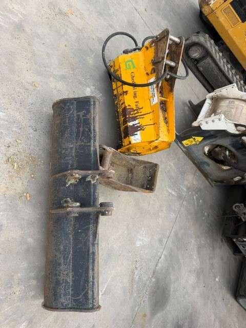 Caterpillar 302.5 Foto 6