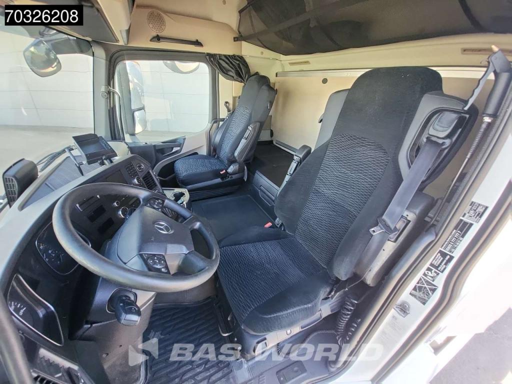 Mercedes-Benz Actros 1845 Actros 4X2 ClassicSpace Standklima Foto 25