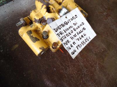 Distributore frizione di sterzo per Fiat Allis FL4M E FL4L in vendita da OLM 90 Srl