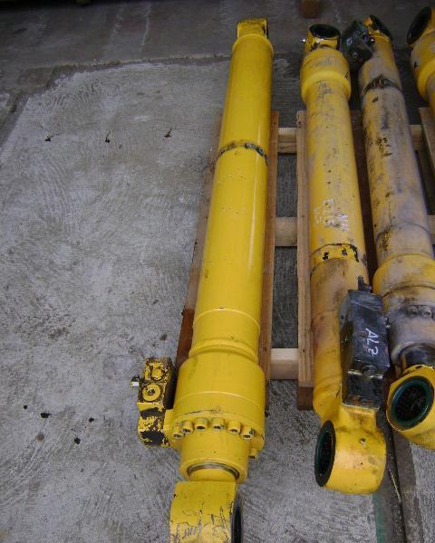 Kit pistone / Cilindro idraulico per New Holland E 215 Foto 4
