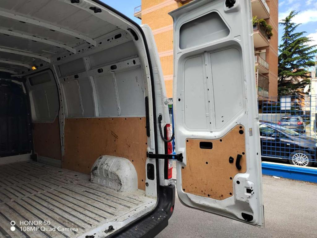 Nissan nv400 Foto 14
