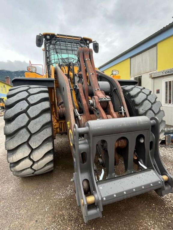 Volvo L220H Foto 4
