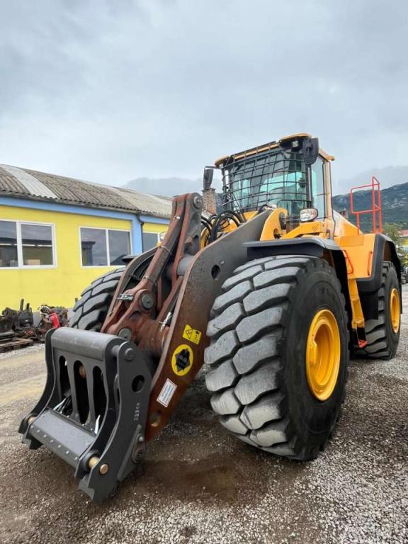 Volvo L220H Foto 6