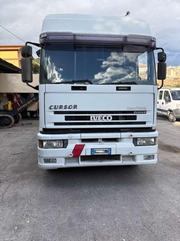 Iveco 310XVCURSOR Foto 4