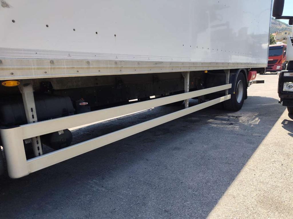 Iveco EUROCARGO CUBE 190-280L Foto 4
