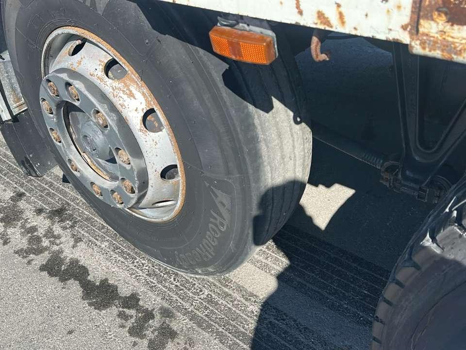 Volvo FL10 Foto 8
