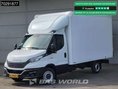 Iveco Daily 35S16 Automaat Bakwagen 160PK Achterdeuren Airco Camera Euro6 Meubelbak Koffer 21m3 Airco in vendita da BAS World B.V.