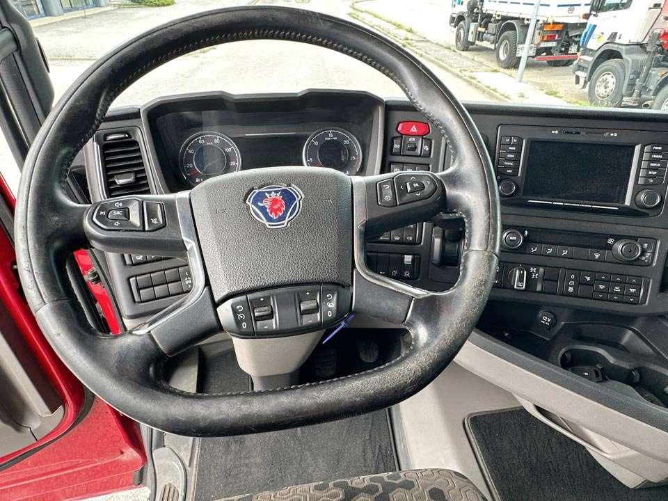 Scania R650 8x4 Foto 22