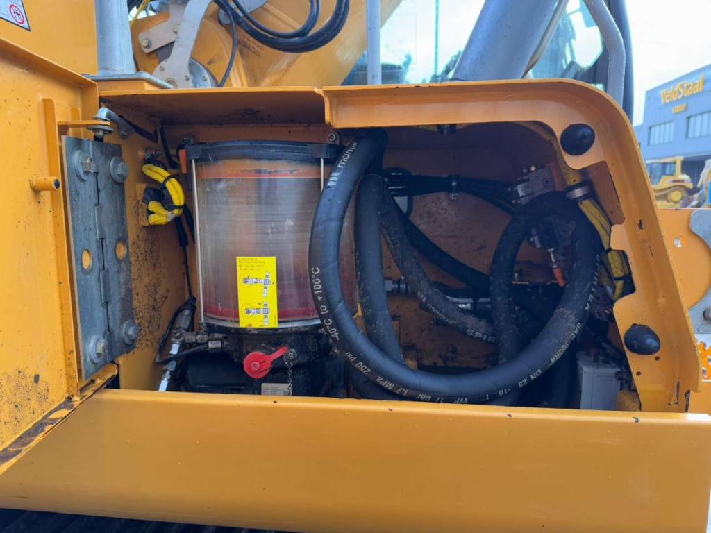 Liebherr R926 LC Foto 25