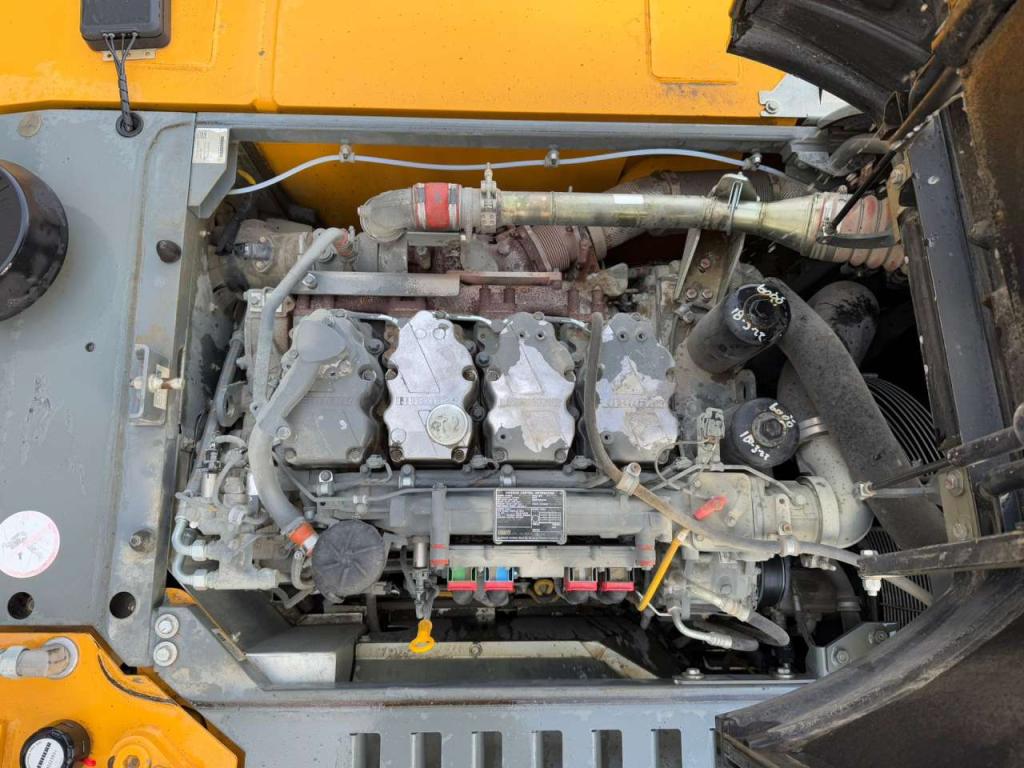 Liebherr R926 LC Foto 26