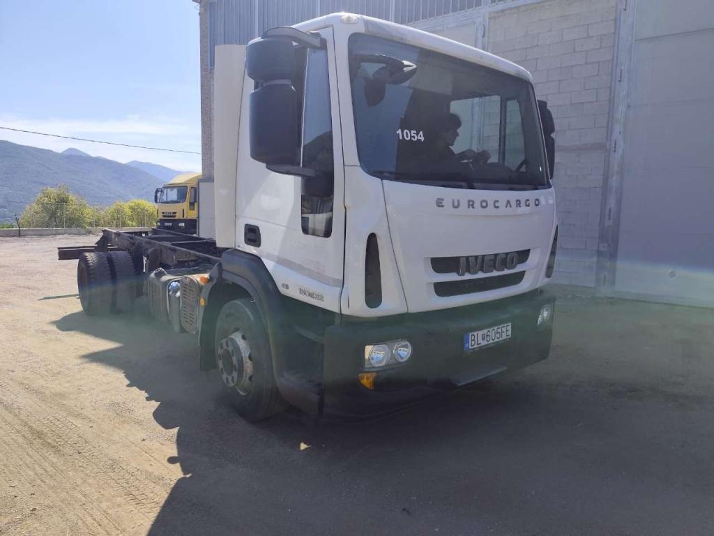 Iveco EUROCARGO 150E22P Foto 12