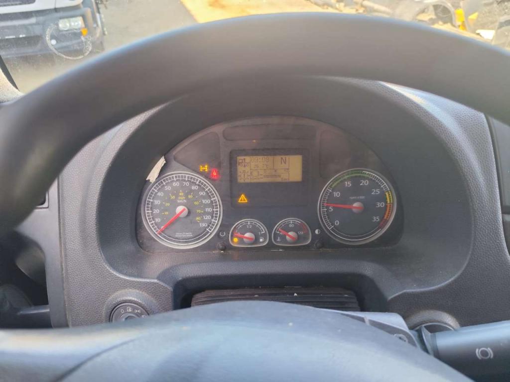 Iveco EUROCARGO 150E22P Foto 5
