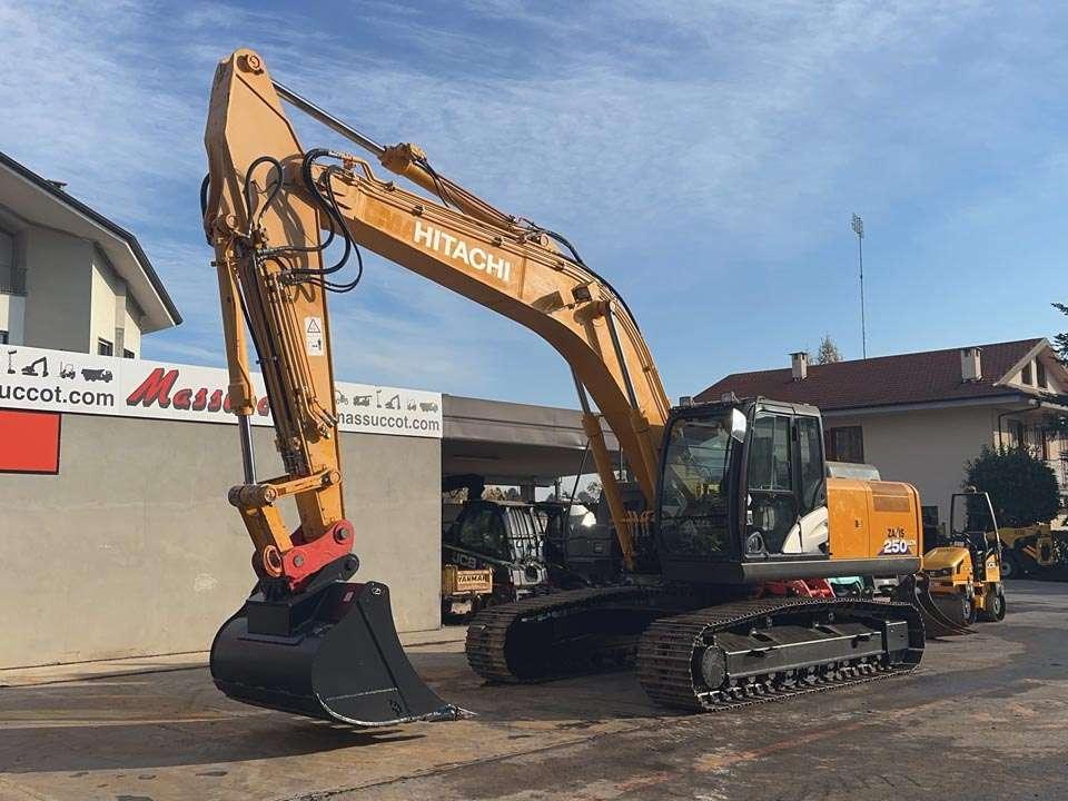 Hitachi X250LCN-5B Foto 1