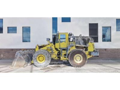 Komatsu WA470-3