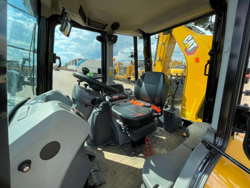 Caterpillar 424 Foto 19