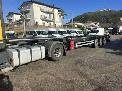 Viberti Semirimorchio portacontainer in vendita da Ferrara Veicoli