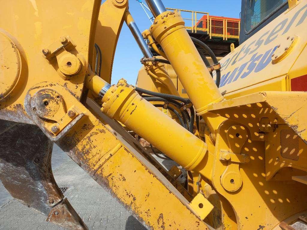 Komatsu D275A-5R (EXW - Abu Dhabi) Foto 8
