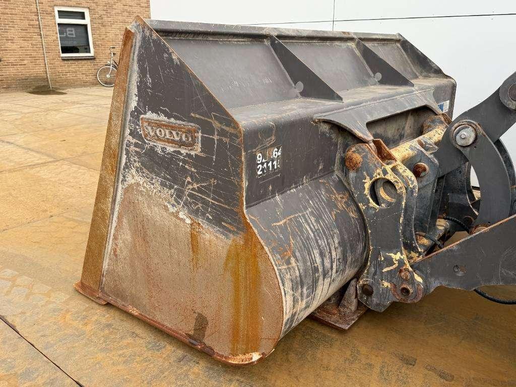 Volvo L60H - Backup Camera / Quick Coupler Foto 17