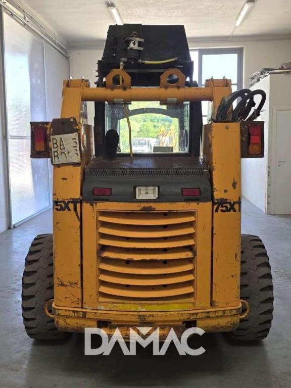 Case 75XT Foto 4