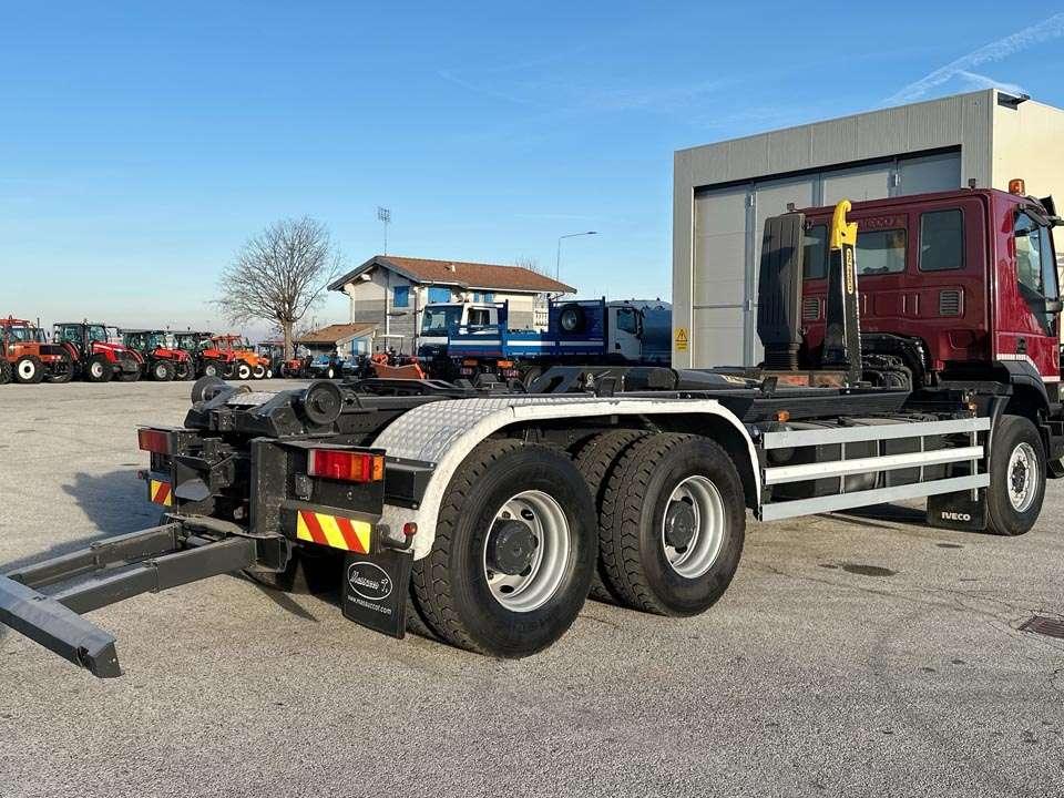 Iveco TRAKKER 450 6x4 Foto 3