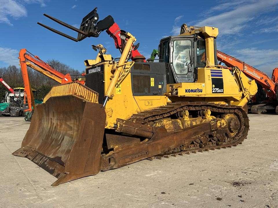 Komatsu D275AX Foto 1