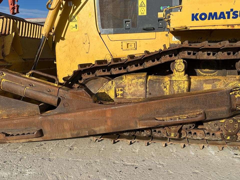 Komatsu D275AX Foto 6