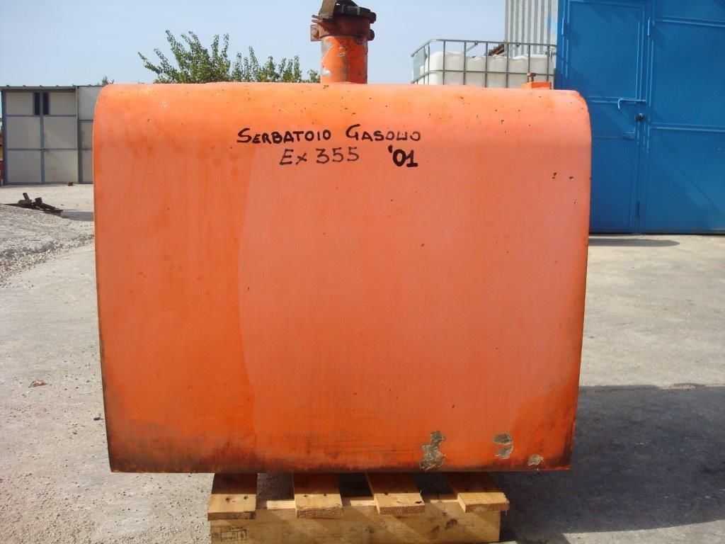 Serbatoio gasolio per Fiat Hitachi EX355 Foto 1