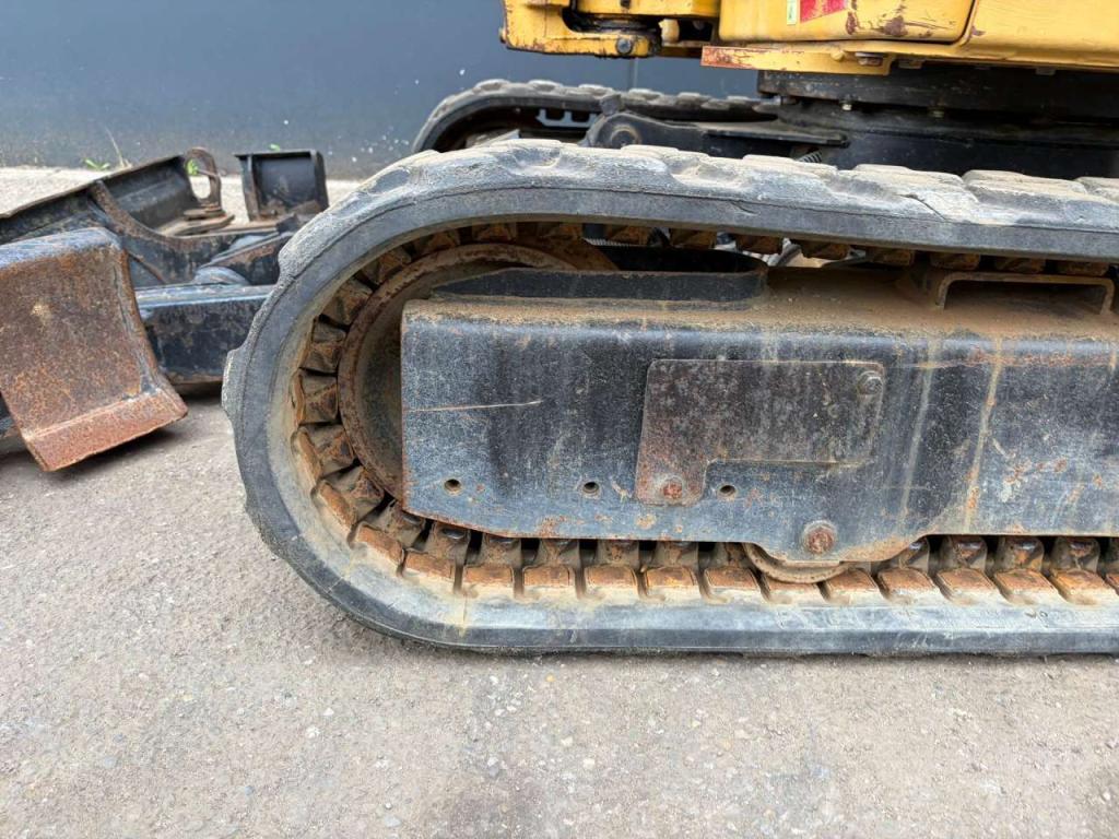 Caterpillar 301.8-05 Foto 21