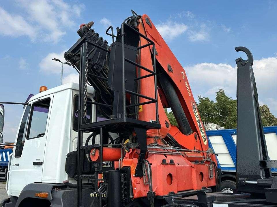 Man LE280B 4x4 Foto 6
