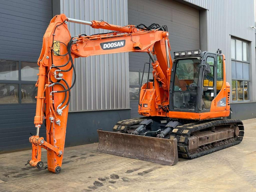 Doosan DX140LCR-3 Foto 2
