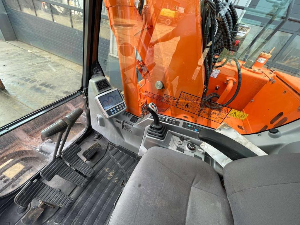 Doosan DX140LCR-3 Foto 24