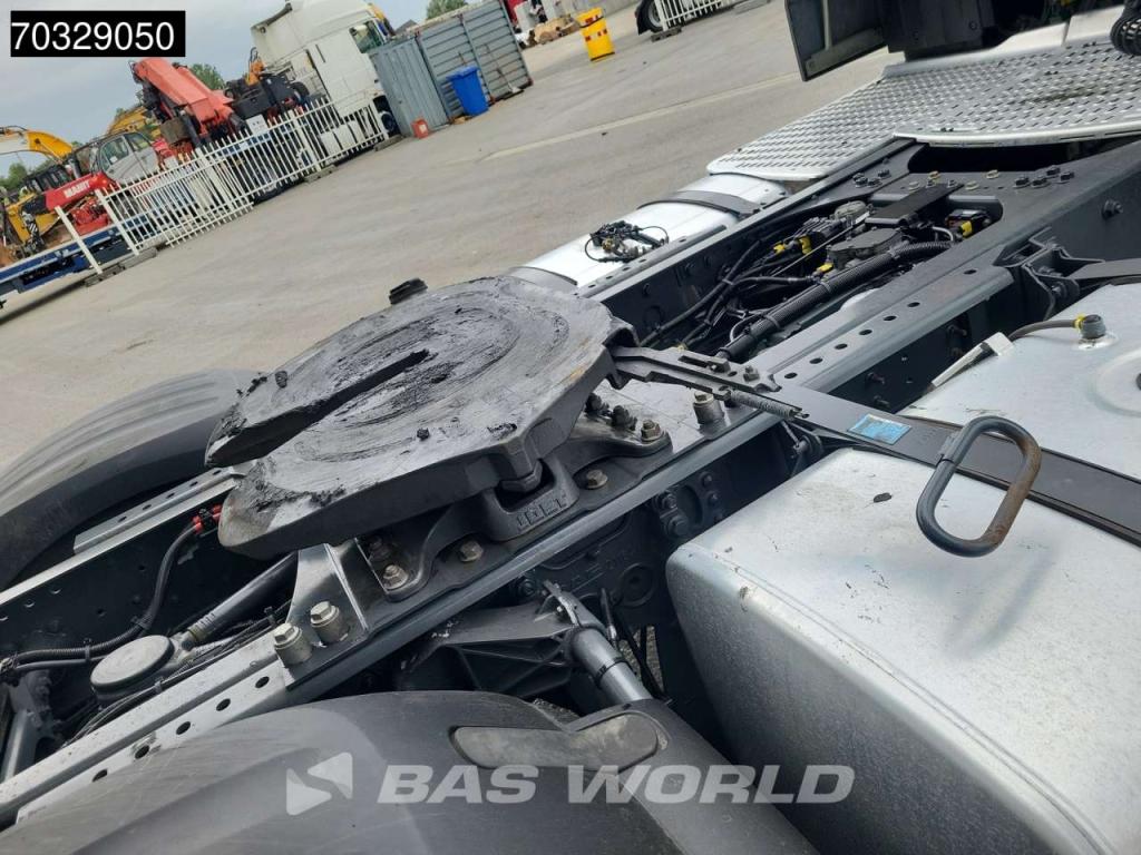 Daf XF 4X2 SC 2x Tanks Standklima ACC Foto 14