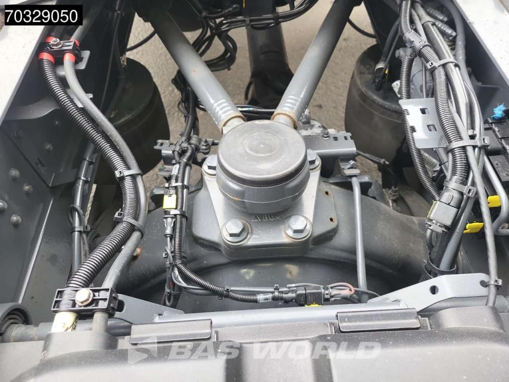 Daf XF 4X2 SC 2x Tanks Standklima ACC Foto 15