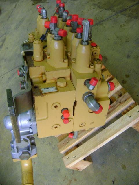 Distributore idraulico per Caterpillar 315C Foto 4