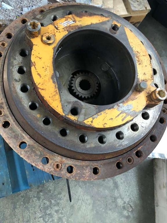 Riduttore di traslazione per Liebherr R932 Foto 2