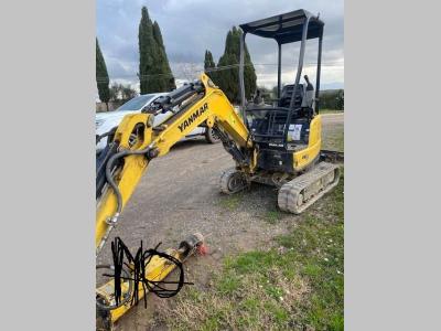 Yanmar Vio 17 in vendita da CGM Gruppo Servizi Srl