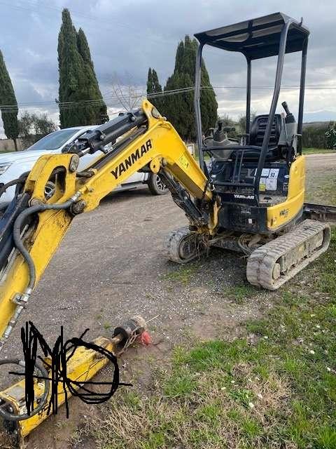 Yanmar Vio 17 Foto 1